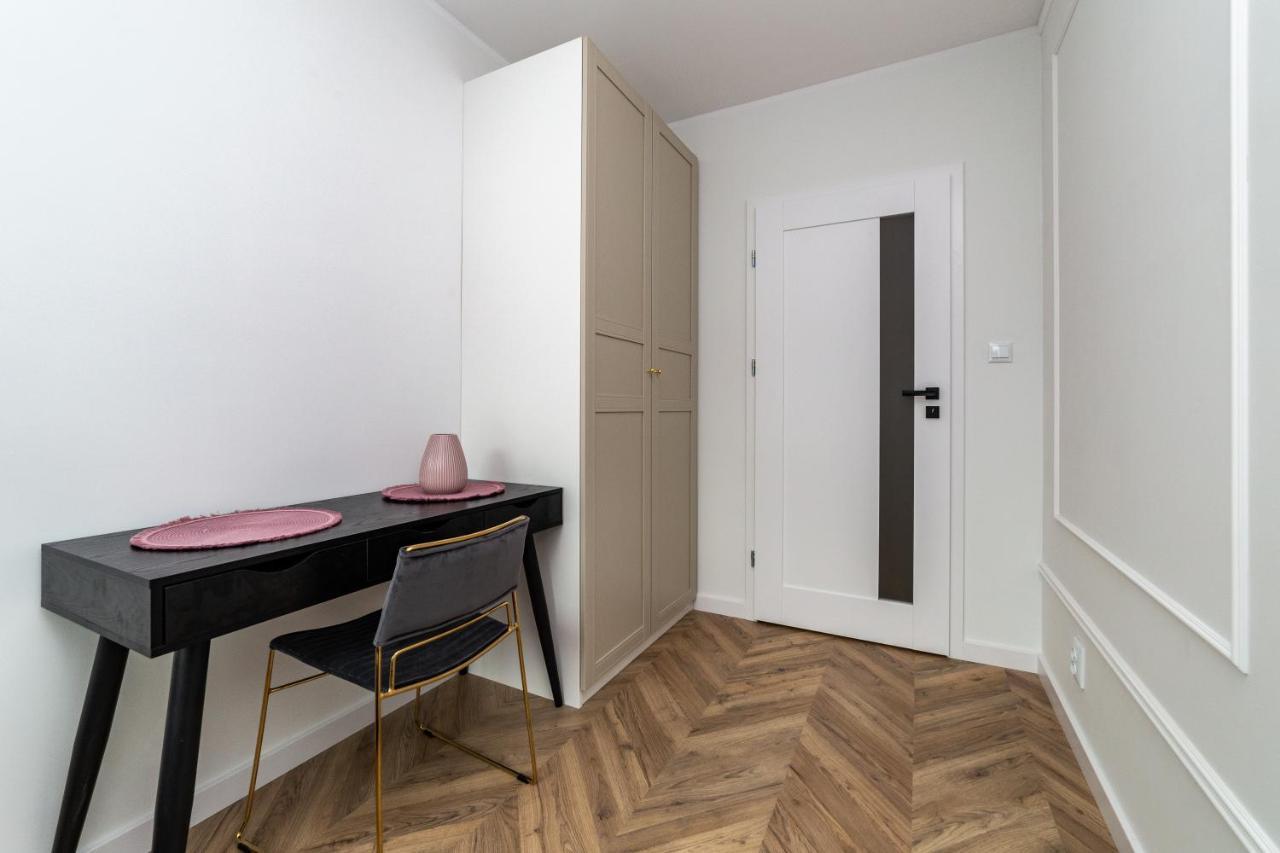 Pobookowane Barbary Delux Old Town Apartment กดัญสก์ ภายนอก รูปภาพ