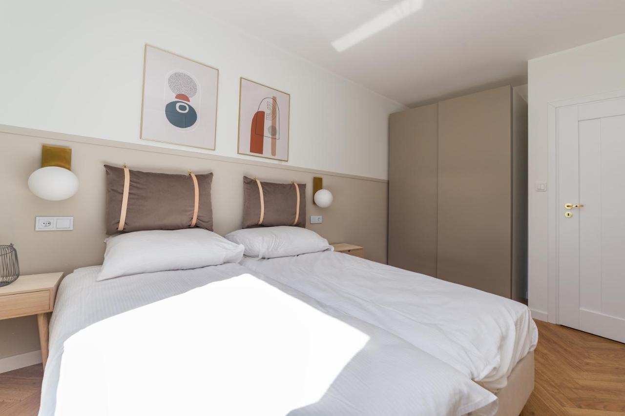 Pobookowane Barbary Delux Old Town Apartment กดัญสก์ ภายนอก รูปภาพ